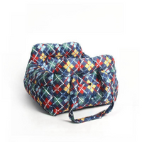 犬用ポータブルバスケット — 家と車での快適さ 