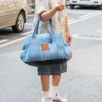 犬用ポータブルバスケット — 家と車での快適さ 