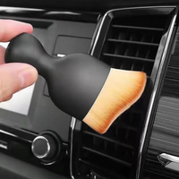 Brosse Compacte Pour Intérieur Voiture – Dépoussiérage Impeccable