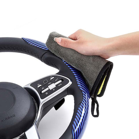 Non-Slip Steering Wheel Cover – For a Stylish and Secure Driving Experience 